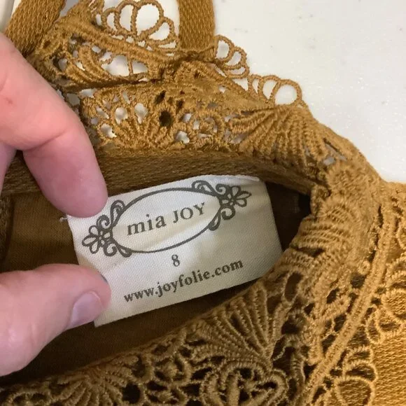 NWT Mia Joy Girl’s Dress Size 8 – XOXO, Puff Sleeve, Crocheted Collar, Holiday - Picture 4 of 9